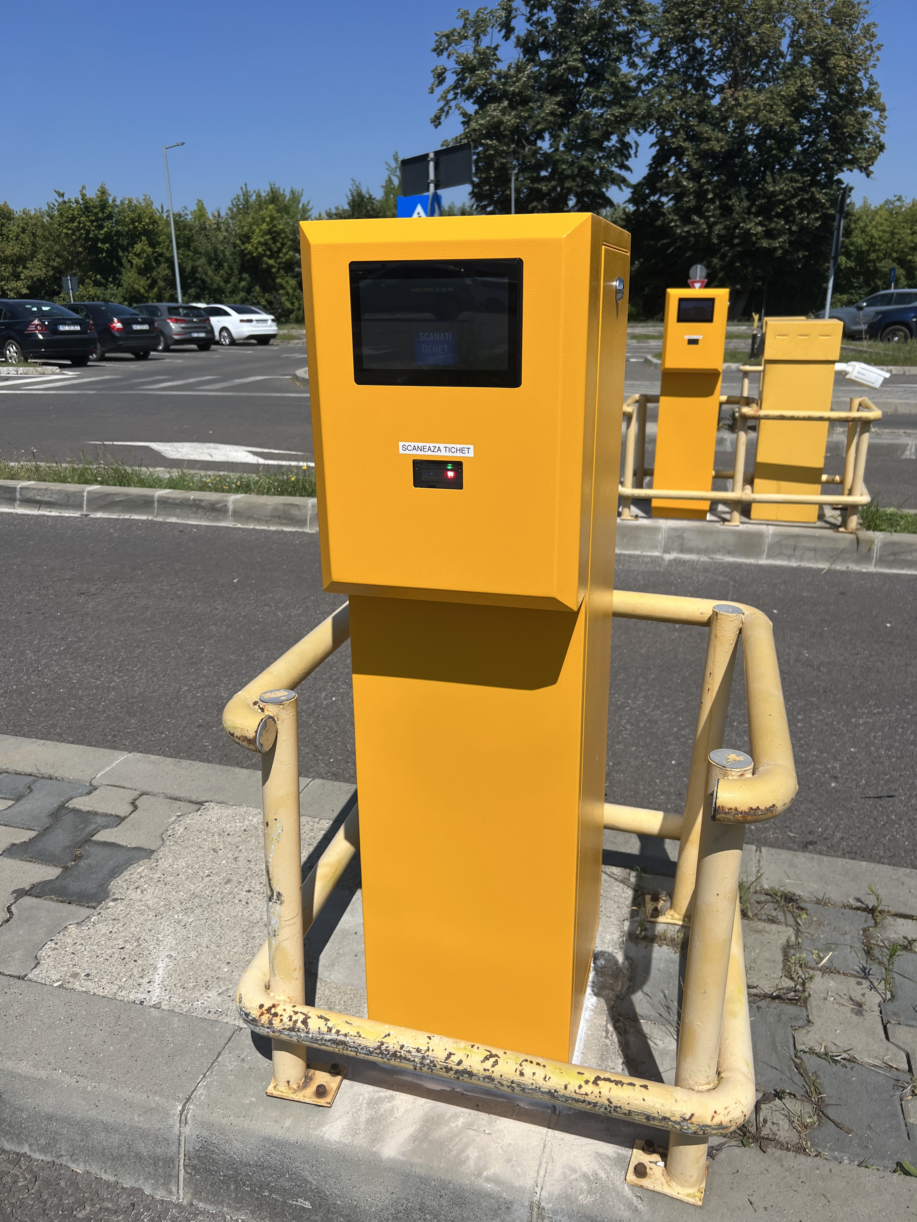 Acces auto RAVCOM cu barieră, Aeroportul Bacău Acces auto RAVCOM cu barieră, Aeroportul Bacău