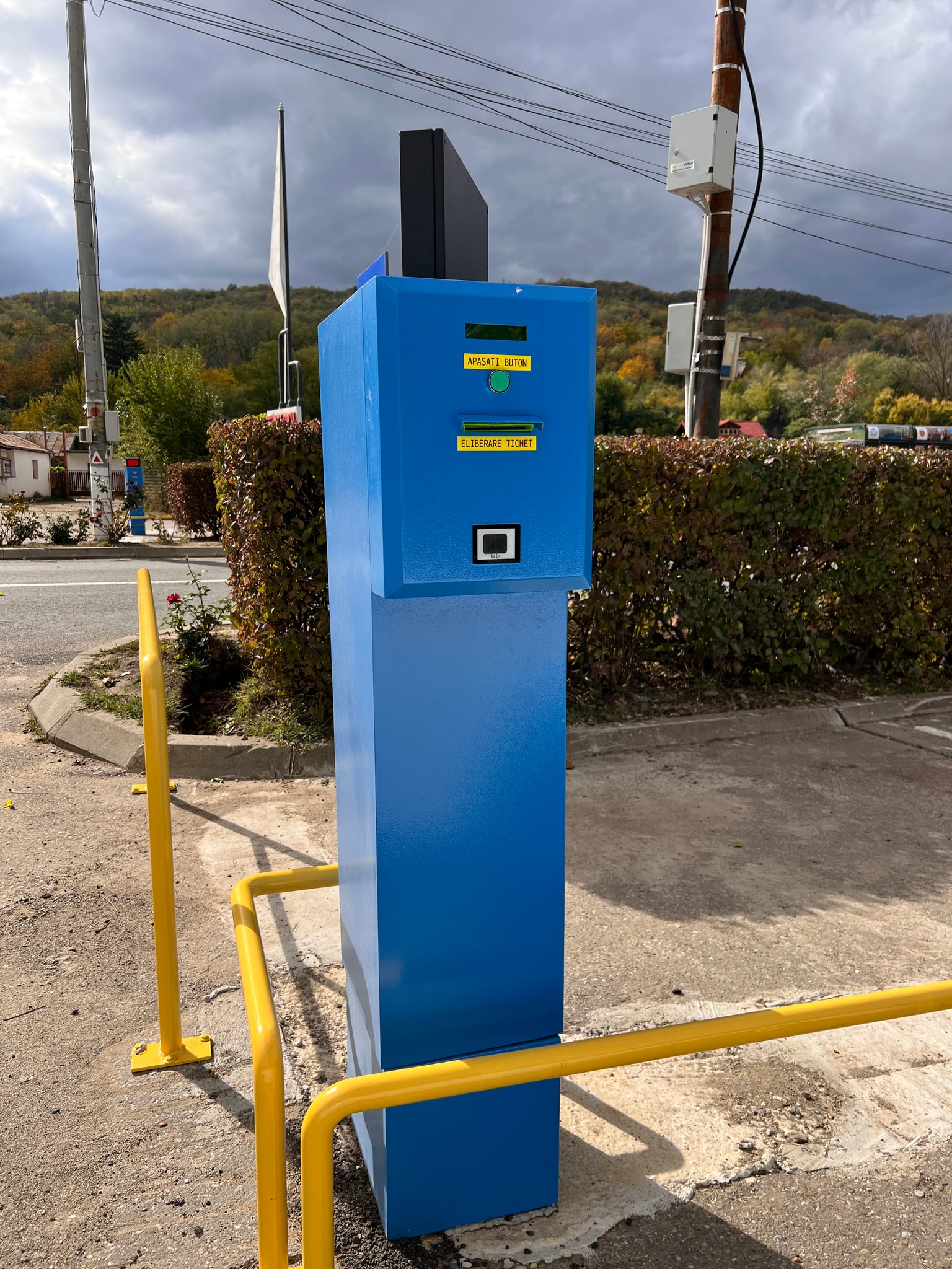 Stație de acces auto RAVCOM la intrare Stație de acces auto RAVCOM la intrare